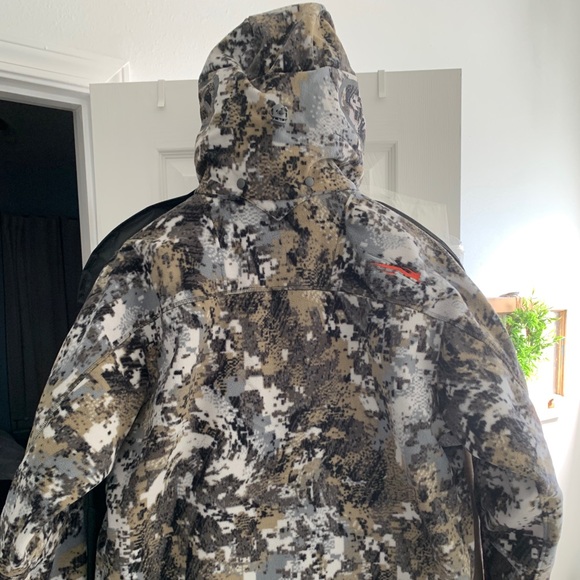 Sitka Stratus Jacket - Picture 9 of 16